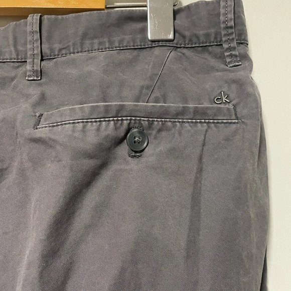 Calvin Klein Men’s  Gray Chino Pants 32x32 - Picture 7 of 9